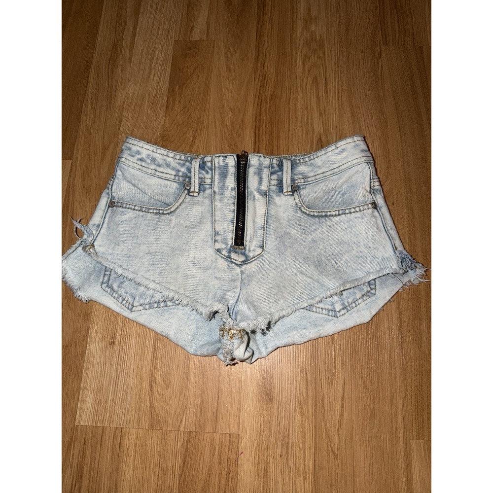 Kendall + Kylie Women's Denim Shorts Distressed Acid Wash, Size 1